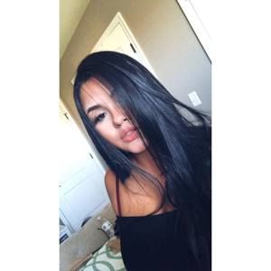 Meet your Posher, Valentina